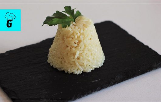 ARROZ BLANCO PARA ACOMPAÑAR