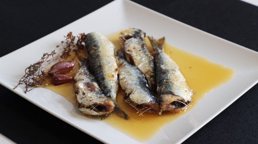 SARDINAS FRITAS EN ESCABECHE