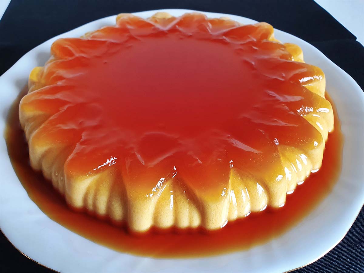 pastel de naranja y caramelo