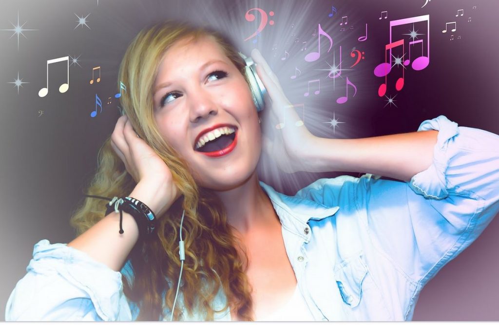 Recopilación de 17 maravillosas canciones relajantes para comer
