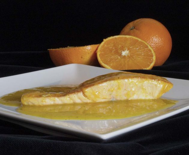 SALMÓN A LA NARANJA A LA PLANCHA