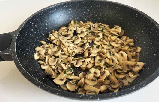 como hacer champiñones salteados
