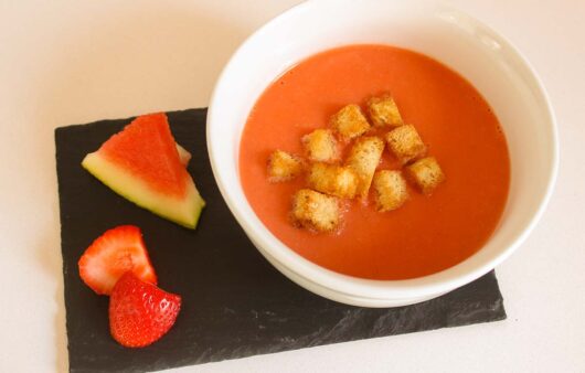 GAZPACHO PERFECTO DE FRESAS Y SANDÍA