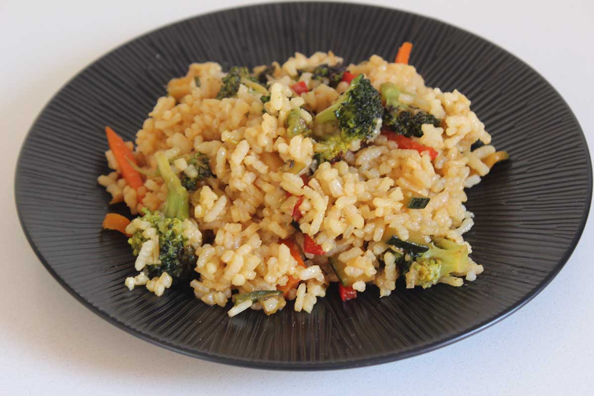 arroz con verduras saludable