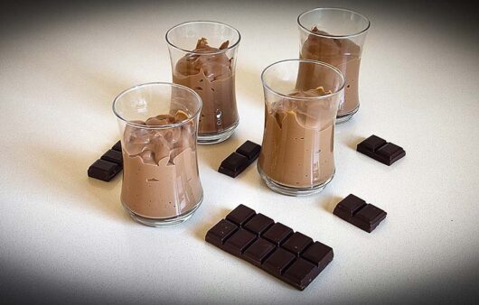 pecado de chocolate en vaso sin gluten ni horno en vaso